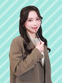 マーフィー波奈さん_宣材.jpgのサムネイル画像
